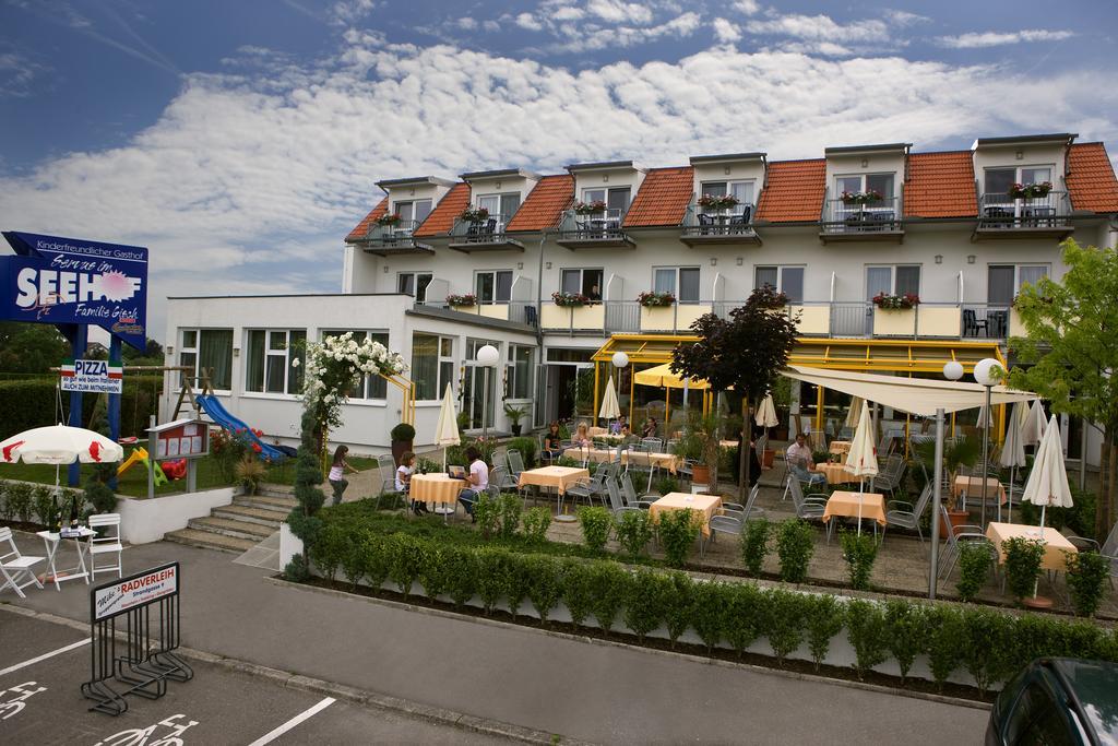 Hotel & Restaurant Seehof Подерсдорф-ам-Зе Екстер'єр фото